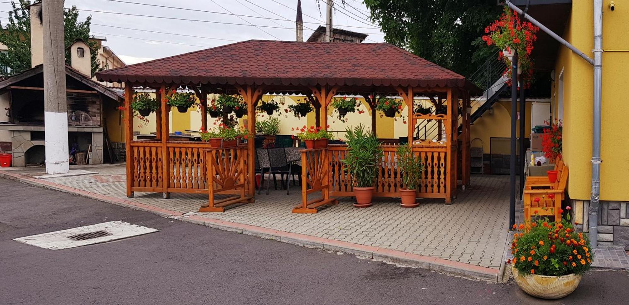 Отель Cazare La Troita Кодля Экстерьер фото
